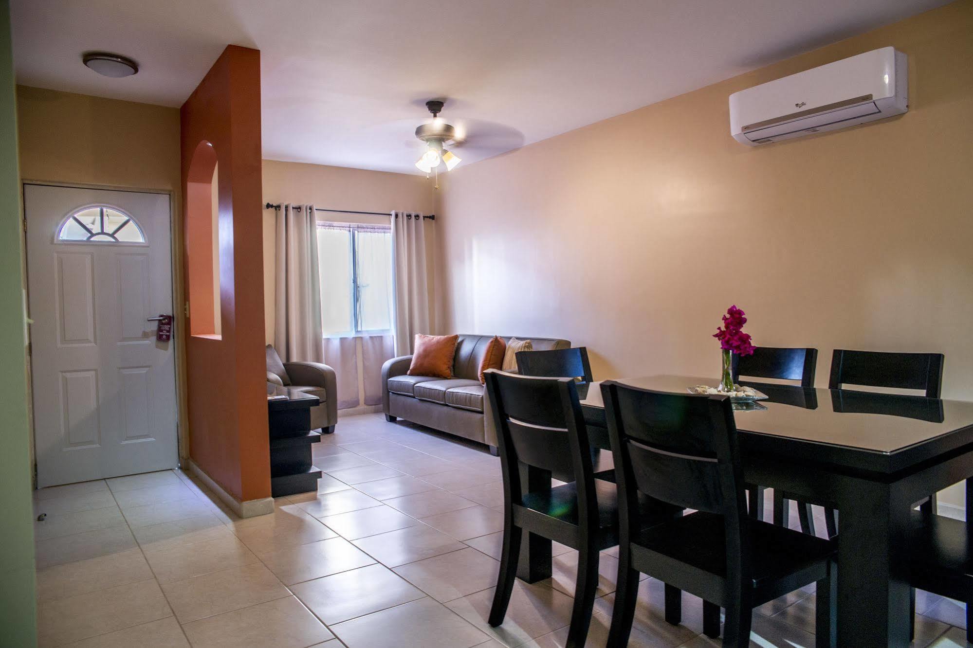 Bugambilias Suites Loreto  Exteriör bild