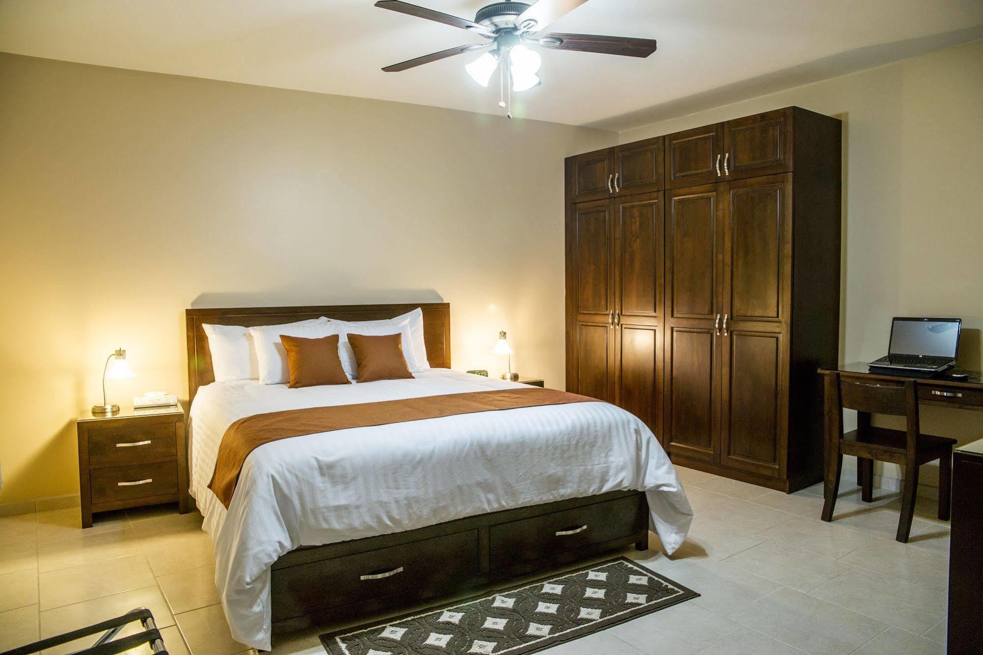 Bugambilias Suites Loreto  Exteriör bild