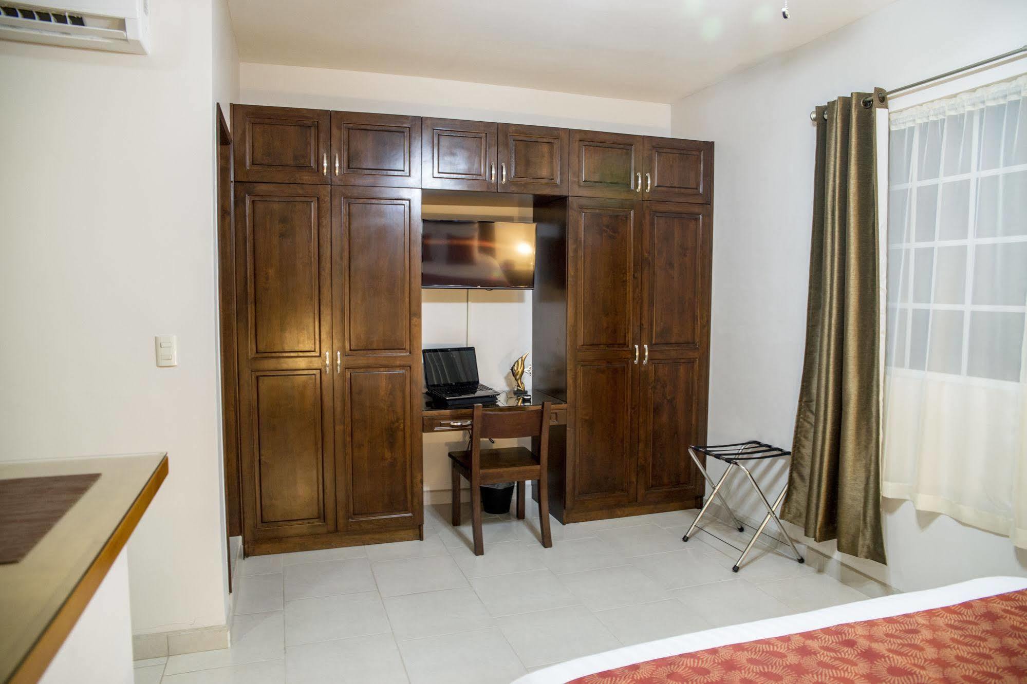 Bugambilias Suites Loreto  Exteriör bild